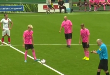 VIDEO: 3 triệu lượt xem pha giao bóng 'ngầu' nhất mọi thời đại