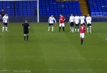 VIDEO: Thước phim hiếm của Rashford với siêu phẩm đá phạt đầu đời