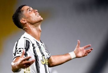 Ronaldo bị UEFA gạch tên khỏi đội hình tiêu biểu Champions League