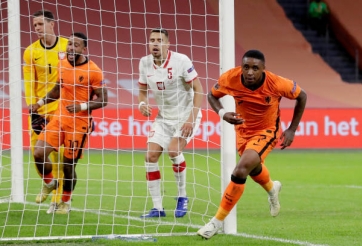 Sao Ngoại hạng tỏa sáng, Hà Lan thắng dễ Ba Lan