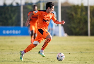 VIDEO: Thần đồng Hàn Quốc lập cú đúp vào lưới đội bóng TBN