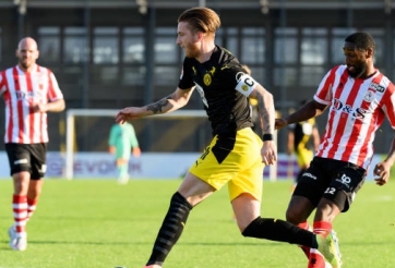 VIDEO: Marcos Reus solo qua 5 cầu thủ và ghi bàn đẳng cấp