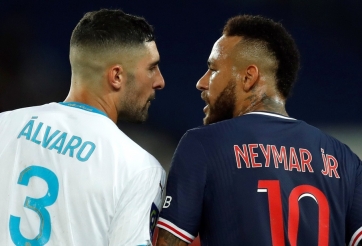 Neymar bị 'dạy dỗ' nên học cách chấp nhận thất bại