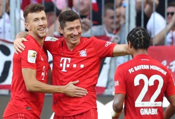 Chuyển nhượng MU 17/9: Đổi Smalling lấy nhà ĐKVĐ Cúp C1