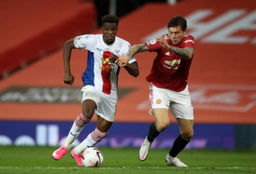 Huyền thoại Neville chỉ đích danh tội đồ khiến MU thua thảm