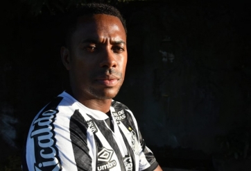 Robinho nhận lương 6 triệu đồng/tháng tại Santos