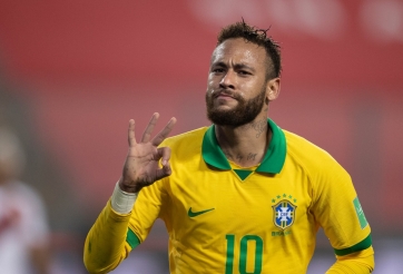 Lập hattrick, Neymar vượt mặt Ronaldo 'béo'