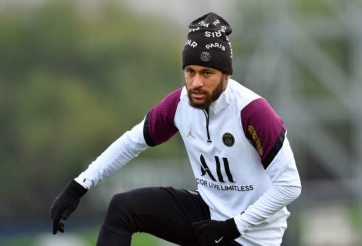 VIDEO: Neymar chuẩn bị cho cuộc đại chiến MU tại Cúp C1