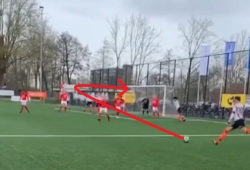 VIDEO: Cầu thủ dùng chân trái lập siêu phẩm với độ cong khó tin