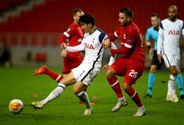 Dàn sao Tottenham bất lực phơi áo trên sân khách