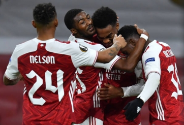 Arsenal giữ vững ngôi đầu sau chiến thắng mãn nhãn