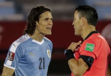 VIDEO: Sao MU bị đuổi thẳng cổ sau pha bóng phi thể thao