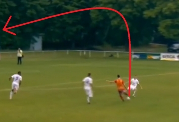 VIDEO: Siêu phẩm 'đi vào lòng người' đến Ronaldo cũng phải ghen tị