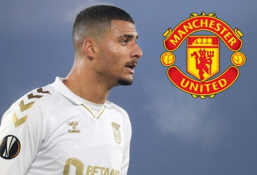 Chuyển nhượng tối 26/11: MU tranh 'Van Dijk mới' với Liverpool