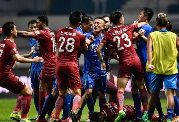 Chuyển nhượng tối: Ngoại hạng Anh làm khó các cầu thủ từ Trung Quốc