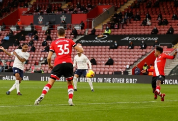 Man City thắng nhẹ trước đối thủ khó chịu