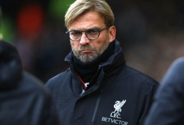Thua Southampton, Klopp ám chỉ MU được thiên vị