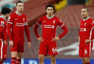 Liverpool thua đội xếp thứ 17 ngay tại Anfield