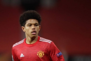 Cầu thủ 17 tuổi làm nên lịch sử trong màu áo MU