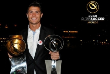 Ronaldo liên tiếp nhận hai danh hiệu cuối năm 2016