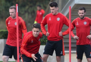 Chuyển nhượng 29/1: M.U chia tay Carrick ‘mới’, Arsenal tính phá kỷ lục chuyển nhượng