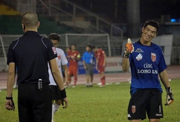 Chủ tịch VPF lên tiếng về hành động phản cảm của cầu thủ Long An
