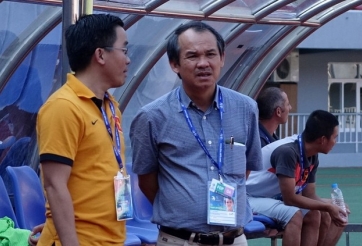 Tin bóng đá HOT 2/3: Đại diện các CLB phản pháo bầu Đức