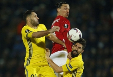 Hàng công kém sắc, M.U nhận trận hòa trên đất Nga