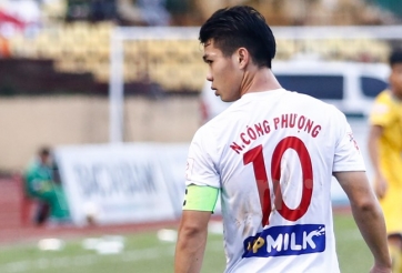 Công Phượng bị tố chơi xấu, cãi trọng tài ở trận thua SLNA
