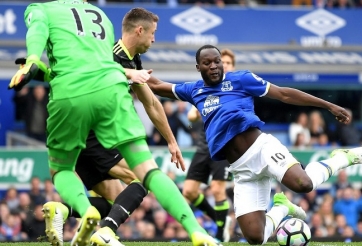 Hạ Everton, Chelsea tiến gần hơn tới ngôi vô địch