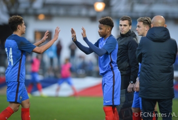 HLV Pháp phát biểu thật lòng về trình độ của U20 Việt Nam