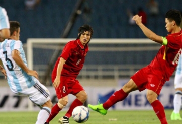 Trưởng đoàn HAGL giải thích lý do 'hụt hơi' của U22 Việt Nam