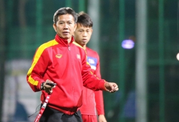 HLV Hoàng Anh Tuấn: 'Tôi chưa hiểu về quả penalty đầu trận'