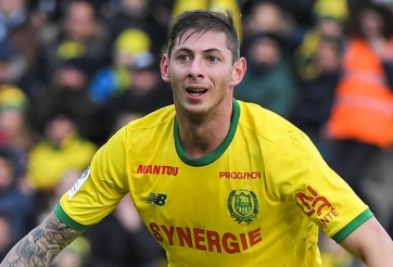 Aguero, Otamendi kêu gọi tiếp tục tìm kiếm Emiliano Sala  