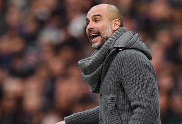 Pep Guardiola “xin lỗi' vì làm buồn lòng Riyad Mahrez