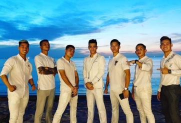 VIDEO: Bùi Tiến Dũng, Văn Hậu 'quẩy' tung lễ cưới Công Phượng