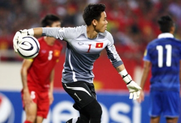 VIDEO: De Gea 'nhập' vào thủ môn ĐT Việt Nam