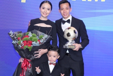 Vợ Văn Quyết: 'Chồng tôi giành Quả bóng Vàng hoàn toàn xứng đáng'