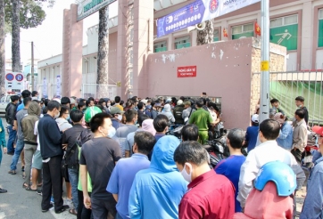 Hàng nghìn CĐV bất bình khi mua vé xem Công Phượng thi đấu