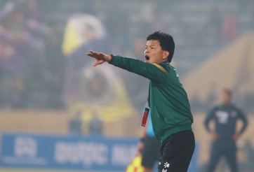 HLV Nam Định phản pháo sau khi bị Hà Nội FC tố 'chơi đểu'