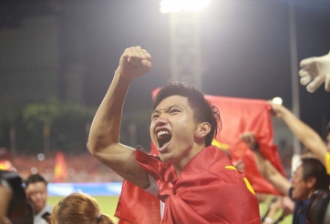 Văn Hậu: 'Tôi hát quốc ca Việt Nam mỗi lần đón năm mới'