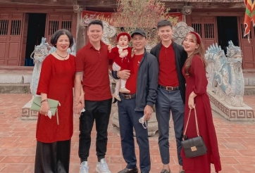 Ngắm dàn sao tuyển Việt Nam bảnh bao chúc mừng năm mới