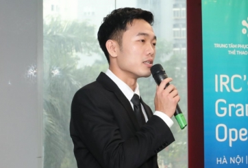 VIDEO: 'Lác mắt' với tài MC của Xuân Trường