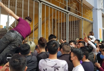 Sốt vé xem Hải Phòng - Hà Nội tại sân Lạch Tray