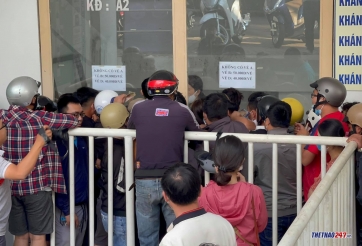 Vé xem HAGL hết sạch sau 30 phút