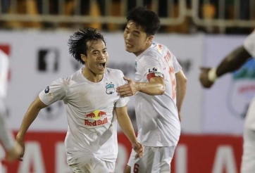 Báo Thái lo lắng cho Văn Toàn