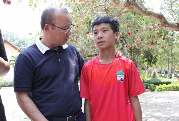 'Siêu nhân' từng được HAGL giới thiệu với HLV Park ra mắt ở VCK U19 VĐQG