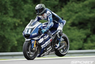 Sử dụng phanh xe: Tưởng dễ mà không dễ