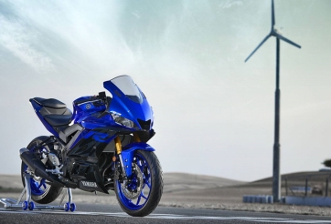 Yamaha R3 2019 có ngoại hình xe đua, cải thiện vận tốc