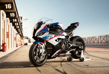 Siêu mô tô BMW S1000RR 2019 ‘lột xác’ với thiết kế mới